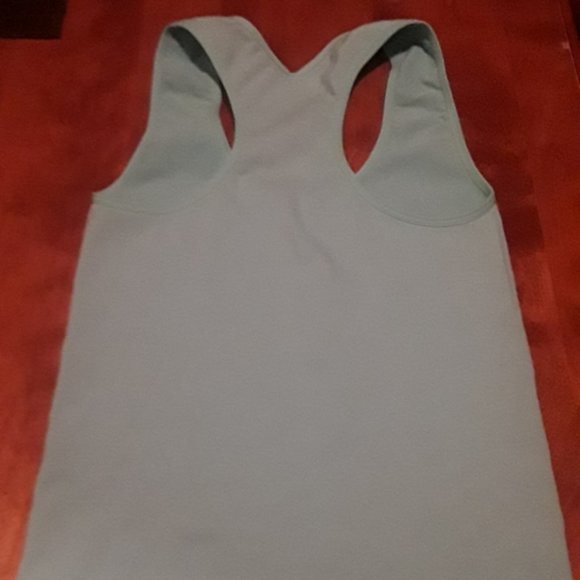 🌟 3/$10 🌟 La Vie En Rose cropped tank- Size S, Aqua - Picture 3 of 5